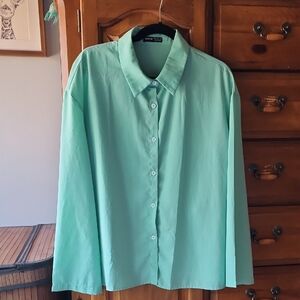 SHEIN Mint Green Button-Up Top